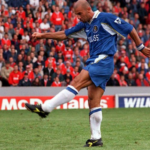 قميص فيالي الرسمي لتشيلسي موقع باليد، موسم 1996/97