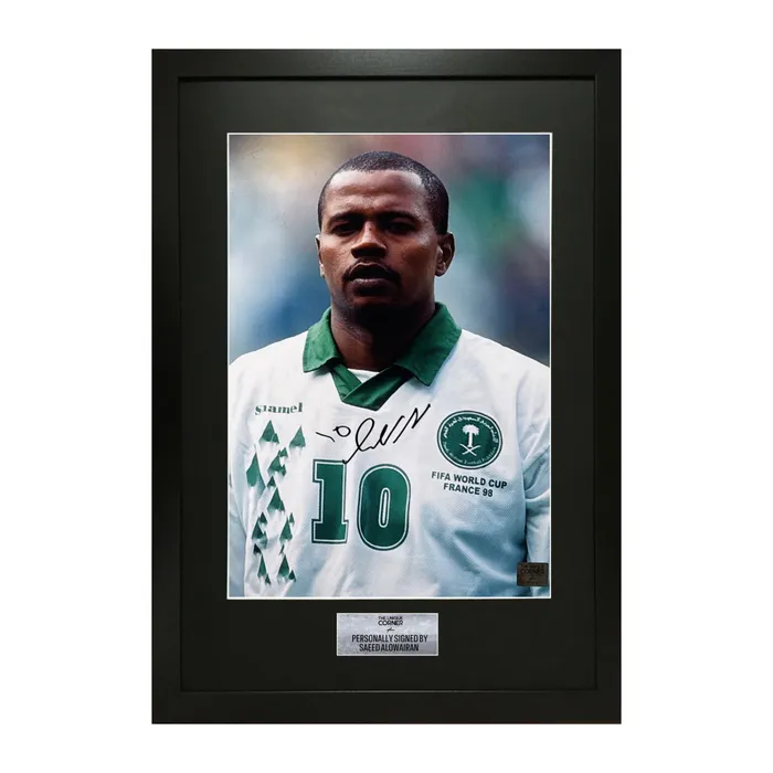 framed-saeed-alowairan-hand-signed-photograph صورة مؤطّرة موقع يدويًا من سعيد العويران - الصورة 1