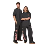 ⁦تيشيرت Formula 1 قصّة واسعة (Oversized) بطبعة مموهة لون أسود⁩ - الصورة ⁦8⁩