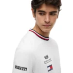 ⁦تيشيرت Tommy Hilfiger إصدار Cadillac F1 Team الخاص⁩ - الصورة ⁦8⁩