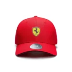 ⁦قبعة كلاسيكية للأطفال من كولكشن Scuderia Ferrari بتصميم PUMA⁩ - الصورة ⁦4⁩