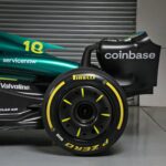 ⁦سيارة العرض الرسمية لفريق Aston Martin F1 - نسخة المقتنيين لإصدار AMR25 فورمولا 1 لموسم 2025⁩ - الصورة ⁦4⁩
