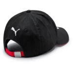 ⁦قبعة كلاسيكية للأطفال من كولكشن Scuderia Ferrari بتصميم PUMA⁩ - الصورة ⁦3⁩